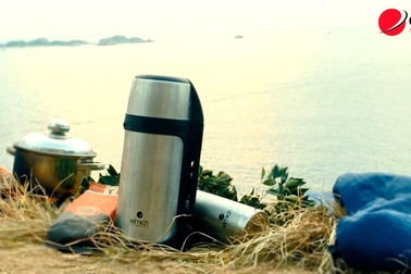 Nhâm nhi cà phê trên đỉnh núi