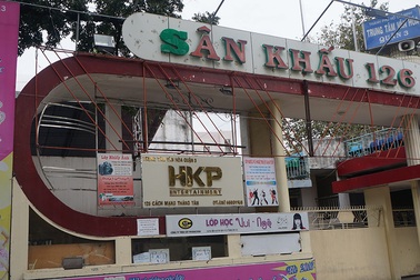 Những hình ảnh cuối cùng của sân khấu 126