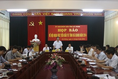 Hơn 400 đại biểu trong và ngoài nước tham gia Hội nghị xúc tiến đầu tư