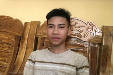 Tặng Bằng khen của Bộ GD&ĐT cho nam sinh lớp 9 cứu 3 học sinh khỏi đuối nước