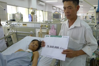 Hai bệnh nhân khoa Hồi sức tích cực bệnh viện Bạch Mai sắp được xuất viện