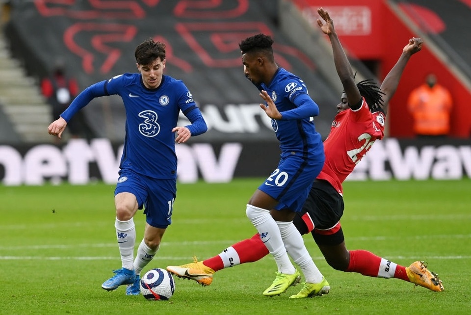 HLV Tuchel chê bai Hudson-Odoi thi đấu thiếu quyết tâm - 1 HLV Tuchel chê bai Hudson-Odoi thi đấu thiếu quyết tâm - 1