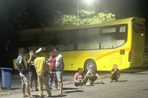 Bố vượt 1.000km cứu con gái 16 tuổi bị dụ sang Lào làm "việc nhẹ lương cao"