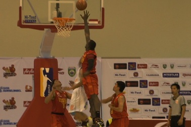 Sài Gòn Heat có chiến thắng trên đất Indonesia