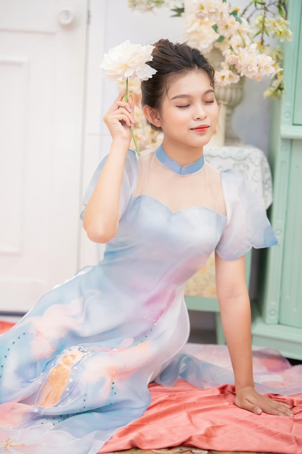Cuộc sống thay đổi bất ngờ của con gái nuôi giống ca sĩ Phi Nhung nhất - 3 Cuộc sống thay đổi bất ngờ của con gái nuôi giống ca sĩ Phi Nhung nhất - 3