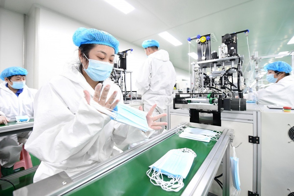 Nghi vấn chất lượng từ ngành sản xuất khẩu trang hốt bạc của Trung Quốc - 1 Nghi vấn chất lượng từ ngành sản xuất khẩu trang hốt bạc của Trung Quốc - 1