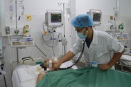 Cần Thơ: Cứu sống bệnh nhân bị hôn mê sâu do "ho ra máu sét đánh"