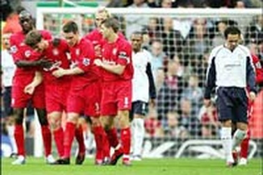 Liverpool chiến thắng, Everton gượng dậy 