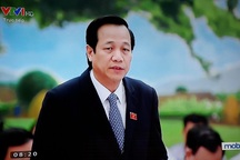 Đại biểu Quốc hội chất vấn Bộ trưởng việc dùng nhà ngoại cảm tìm liệt sỹ