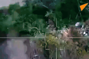 UAV "sát thủ" Nga tập kích, đánh nổ lựu pháo Mỹ ở Ukraine