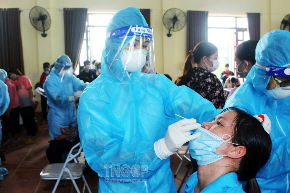 Thái Nguyên: Tăng F0 trong cộng đồng do lượng người về từ các tỉnh có dịch - 1 Thái Nguyên: Tăng F0 trong cộng đồng do lượng người về từ các tỉnh có dịch - 1