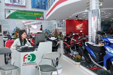 Vay tiêu dùng tín chấp: Cần tránh “vung tay quá trán”