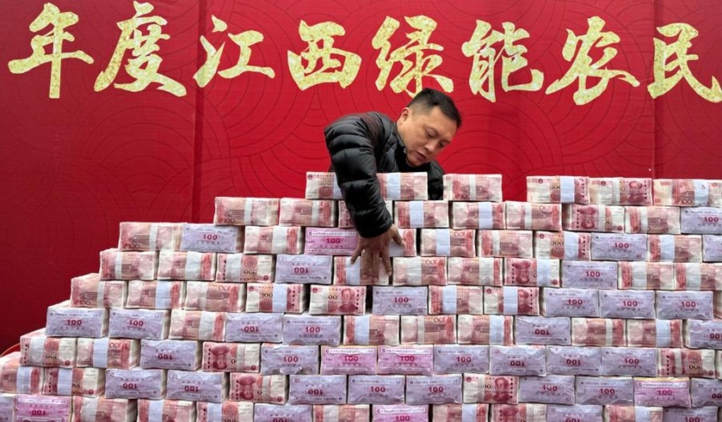Nông dân Trung Quốc hồ hởi nhận thưởng Tết, có hộ ẵm hơn 1 tỷ đồng về nhà - 1 Nông dân Trung Quốc hồ hởi nhận thưởng Tết, có hộ ẵm hơn 1 tỷ đồng về nhà - 1