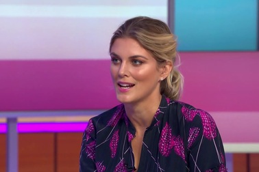 Ashley James duyên dáng và quyến rũ