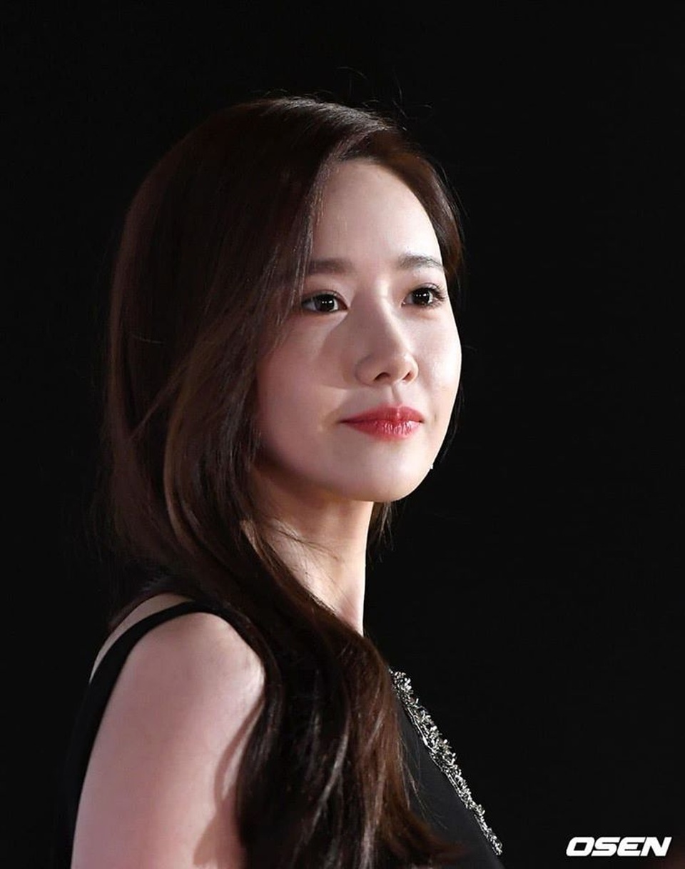 Ngẩn ngơ ngắm lưng trần gợi cảm của “tình đầu quốc dân” Yoona - 11 Ngẩn ngơ ngắm lưng trần gợi cảm của “tình đầu quốc dân” Yoona - 11