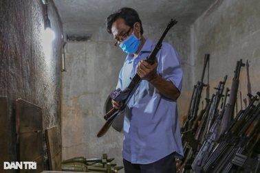 Căn hầm bí mật chứa gần 2 tấn vũ khí nằm giữa lòng TPHCM