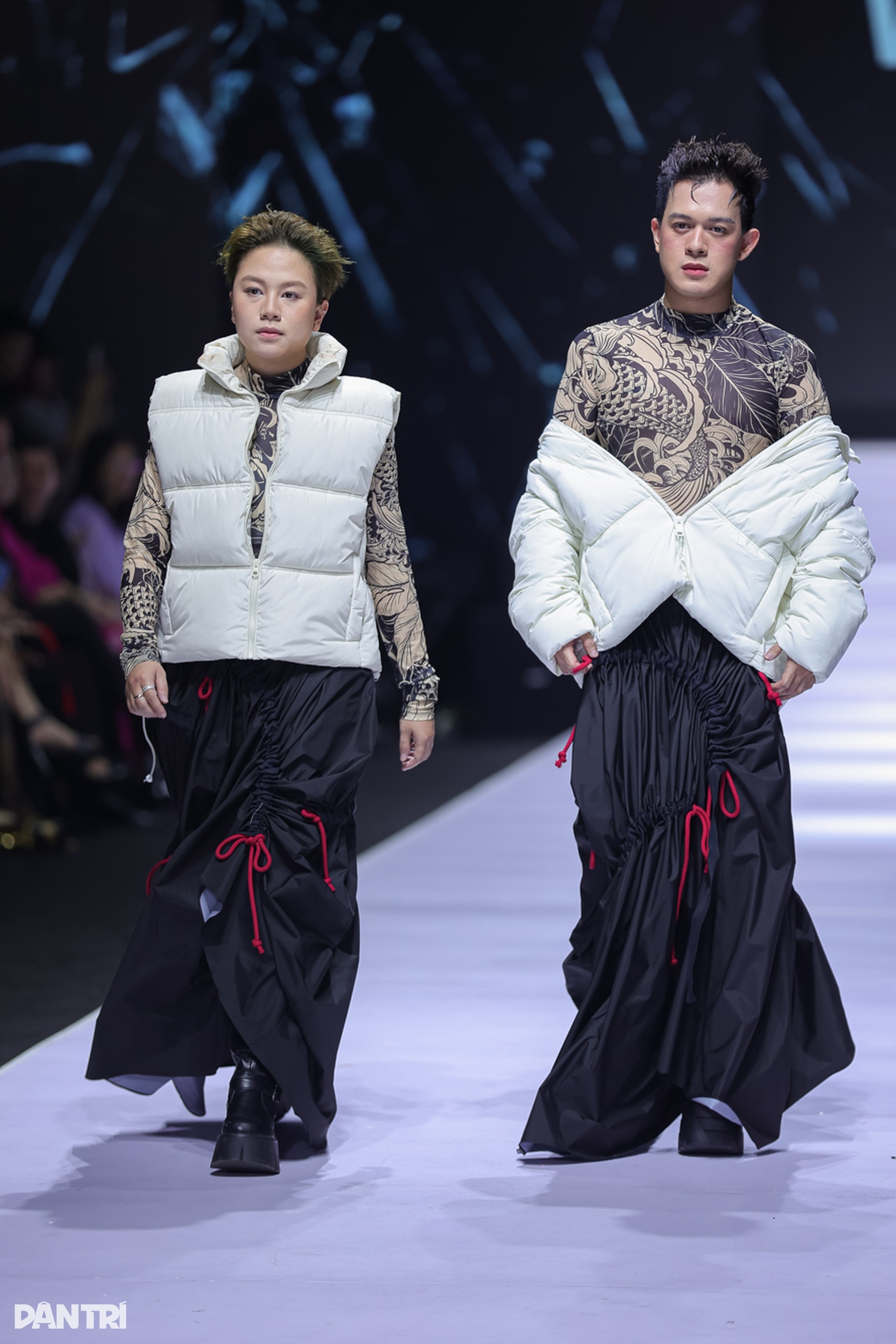 NSƯT Kim Xuyến 80 tuổi trình diễn thời trang, tự trang điểm và làm tóc - 9