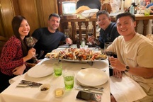 Người đại diện trải lòng về Quang Hải ngày sang Pháp