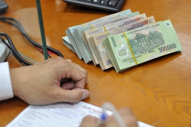 Khi nhà băng vẫn tiếp tục thừa tiền