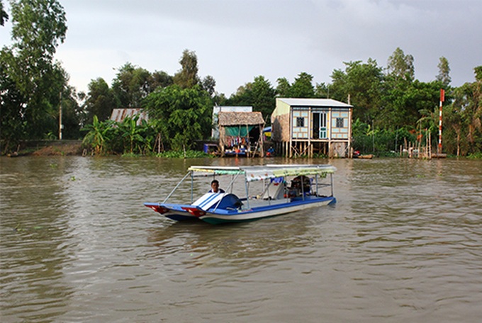 thuyen-nang-luong-mat-troi-cai-tien-cua-nong-dan-dong-thap-1