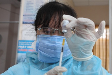 "Vùng đỏ" Bạc Liêu tăng tốc tiêm vaccine, sàng lọc Covid-19