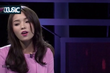 Hoa hậu Kỳ Duyên hát Hoang Mang