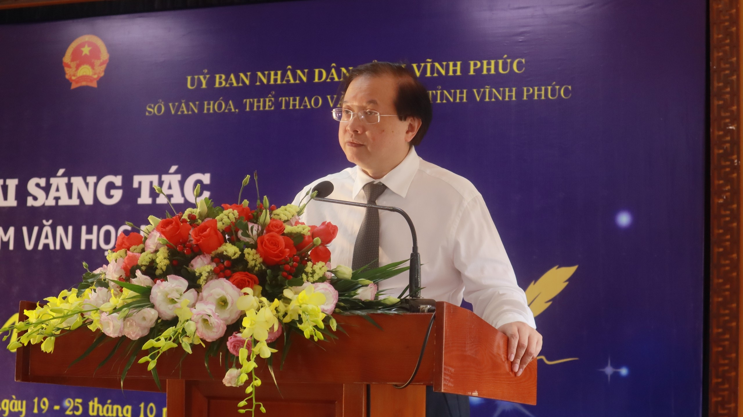 2023 Yaşayan Sonsuza Kadar Yaratıcı Kampı'na yaklaşık 50 sanatçı katılıyor - 1 Trại sáng tác Sống mãi với thời gian 2023 có gần 50 văn nghệ sĩ tham dự - 1