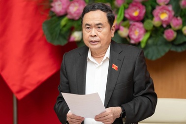 "Điều chỉnh mục tiêu tăng trưởng của các tỉnh khi sáp nhập"