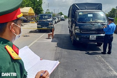 Giãn cách tình hình mới, người vào tỉnh phải được Chủ tịch Cà Mau cho phép