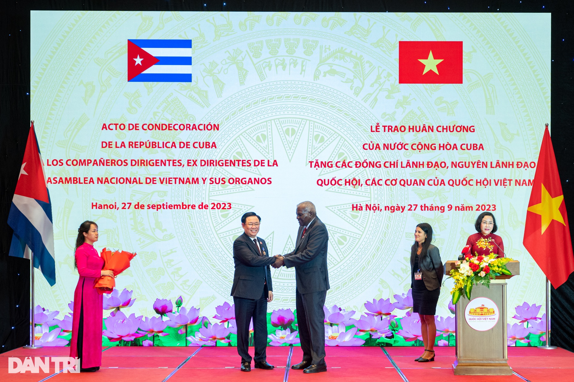 Chủ tịch Quốc hội Vương Đình Huệ nhận Huân chương của Nhà nước Cuba - 8 Chủ tịch Quốc hội Vương Đình Huệ nhận Huân chương của Nhà nước Cuba - 8