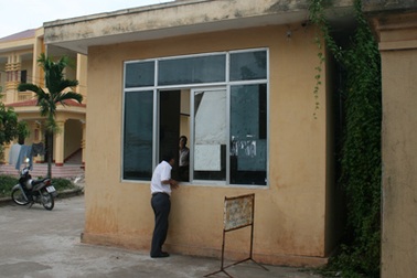 Bắt quả tang ổ bạc tại trụ sở UBND phường