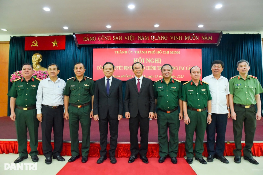 Ông Nguyễn Văn Nên nói về những ngày cống hiến, trăn trở vì TPHCM - 2 Ông Nguyễn Văn Nên nói về những ngày cống hiến, trăn trở vì TPHCM - 2