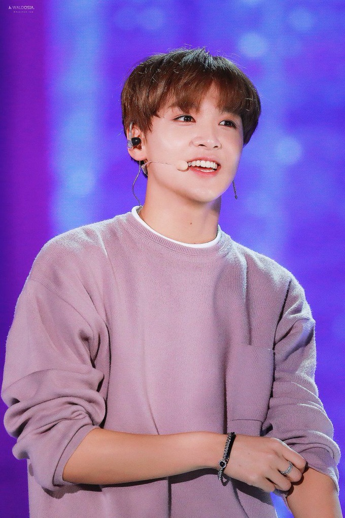Idol có giọng hát đẹp nhất trong mắt netizen: Jimin, Rosé bị chê vẫn lọt top, EXO chỉ có 1 đại diện nhưng bất ngờ nhất là Jennie - Ảnh 6. Idol có giọng hát đẹp nhất trong mắt netizen: Jimin, Rosé bị chê vẫn lọt top, EXO chỉ có 1 đại diện nhưng bất ngờ nhất là Jennie - Ảnh 6.