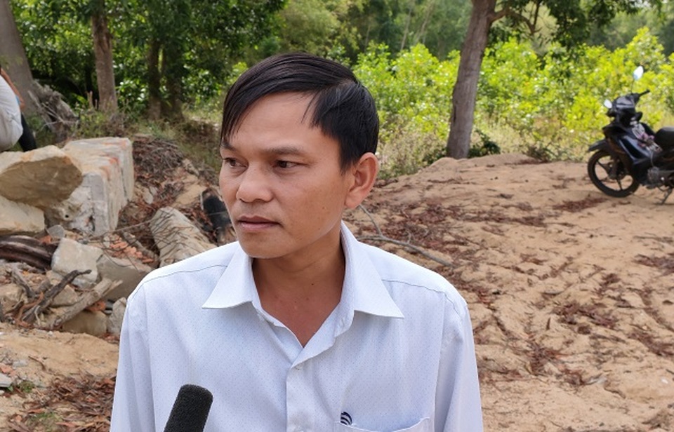 Nỗi đau kéo dài sau vụ học sinh lớp 7 tử vong trong hố múc cát - 3 Nỗi đau kéo dài sau vụ học sinh lớp 7 tử vong trong hố múc cát - 3