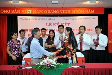 Chắp cánh ước mơ sinh viên với thẻ đồng thương hiệu Vietinbank và VBSP