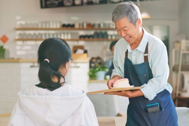 Rời khỏi khu vực công ở tuổi "bánh mì kẹp"