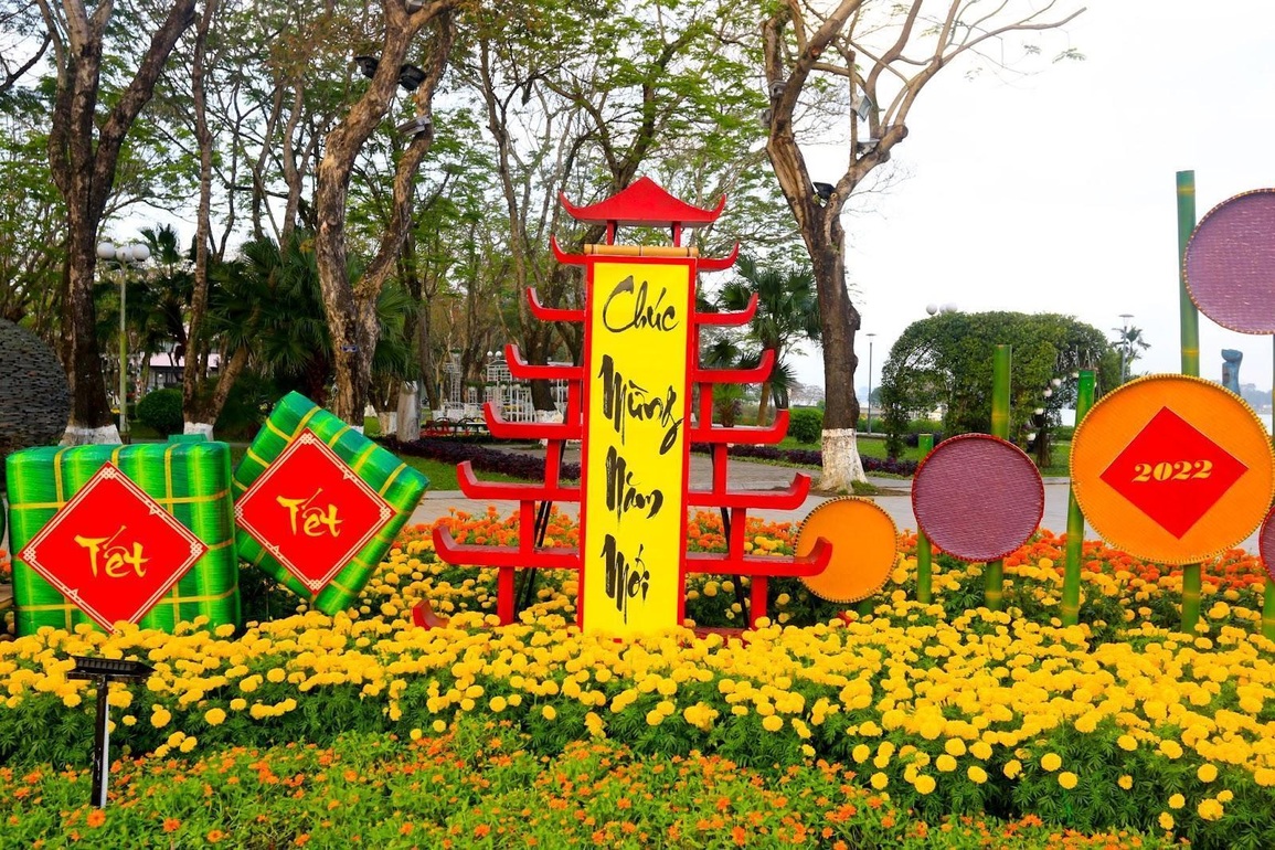 Đường hoa Thành phố Huế: Xu hướng du lịch thông minh thời đại 4.0 - 3 Đường hoa Thành phố Huế: Xu hướng du lịch thông minh thời đại 4.0 - 3