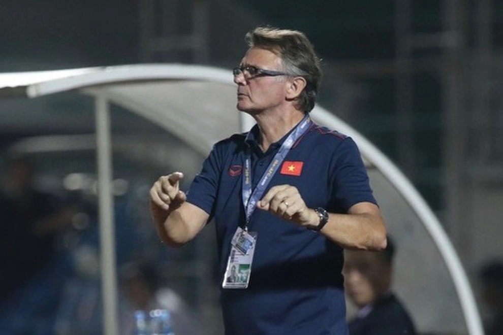HLV Troussier đánh giá thế nào về cơ hội của tuyển Việt Nam, Trung Quốc? - 2 HLV Troussier đánh giá thế nào về cơ hội của tuyển Việt Nam, Trung Quốc? - 2