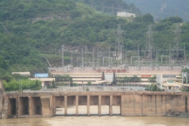 Ngã nhào với cổ phiếu ngành điện 