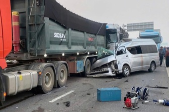 Tai nạn 4 người chết trên cao tốc, trách nhiệm của các tài xế ra sao?