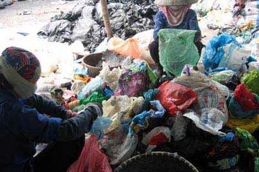 Bẩn như đồ nhựa tái chế