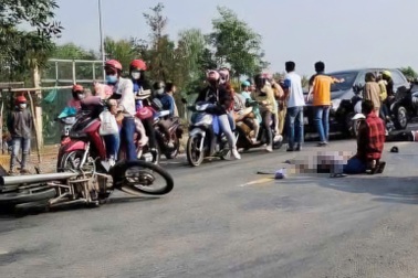 Anh em ruột tử vong sau va chạm xe trên quốc lộ ở Long An