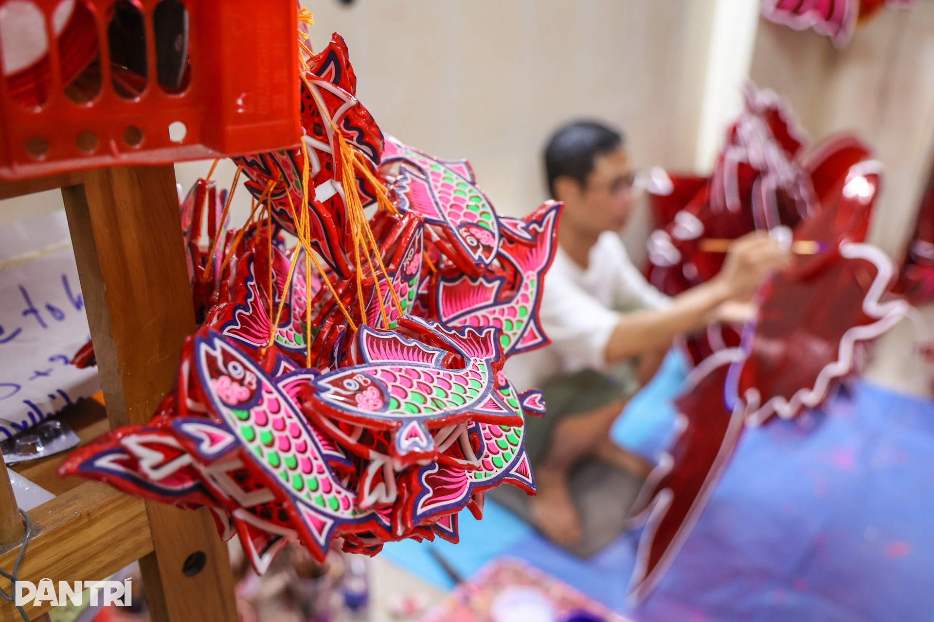 Người níu giữ, kẻ dần buông tay ở xóm lồng đèn hơn nửa thế kỷ tại TPHCM - 5