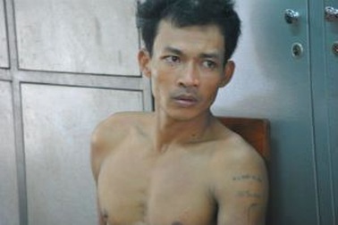 Tước quân tịch thượng sĩ công an giúp tội phạm trốn trại