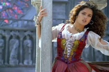 "Thằng gù nhà thờ Đức Bà": Tiếng vọng của tình yêu cao cả