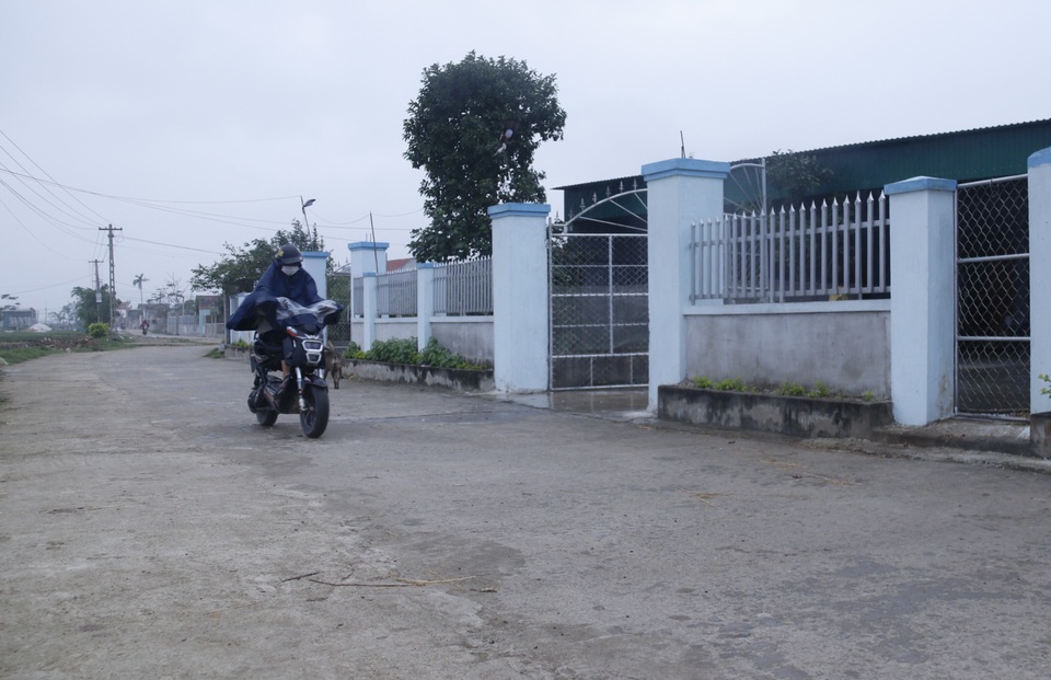 Về xã có hàng trăm người dân từng làm nghề... tay gậy tay bị - 5 Về xã có hàng trăm người dân từng làm nghề... tay gậy tay bị - 5