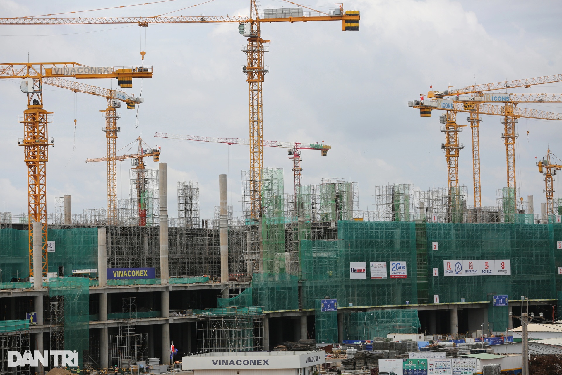 Lắp mái vòm thép 32.000 tấn được ví như trái tim của sân bay Long Thành - 15 Lắp mái vòm thép 32.000 tấn được ví như trái tim của sân bay Long Thành - 15