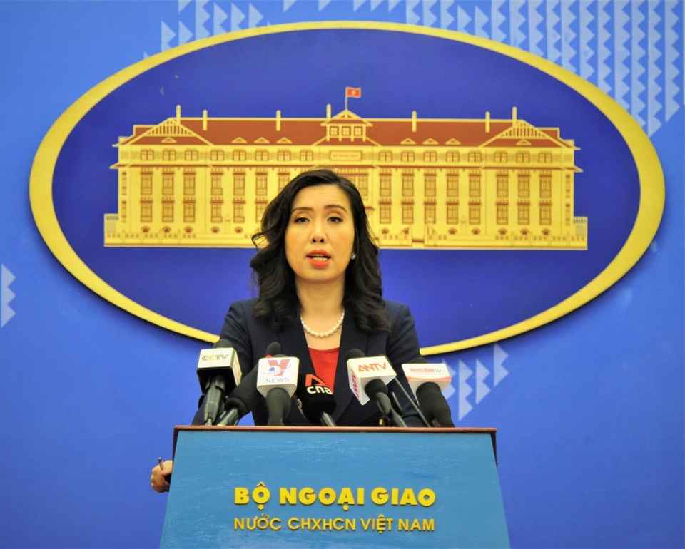 Bộ Ngoại giao nói về khả năng Việt Nam áp dụng hộ chiếu vắc xin Covid-19 - 1 Bộ Ngoại giao nói về khả năng Việt Nam áp dụng hộ chiếu vắc xin Covid-19 - 1