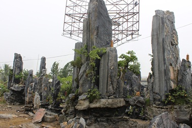 Chơi đá cảnh: “Nghề chơi” cũng lắm công phu!