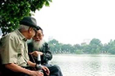 Càng già càng… minh mẫn